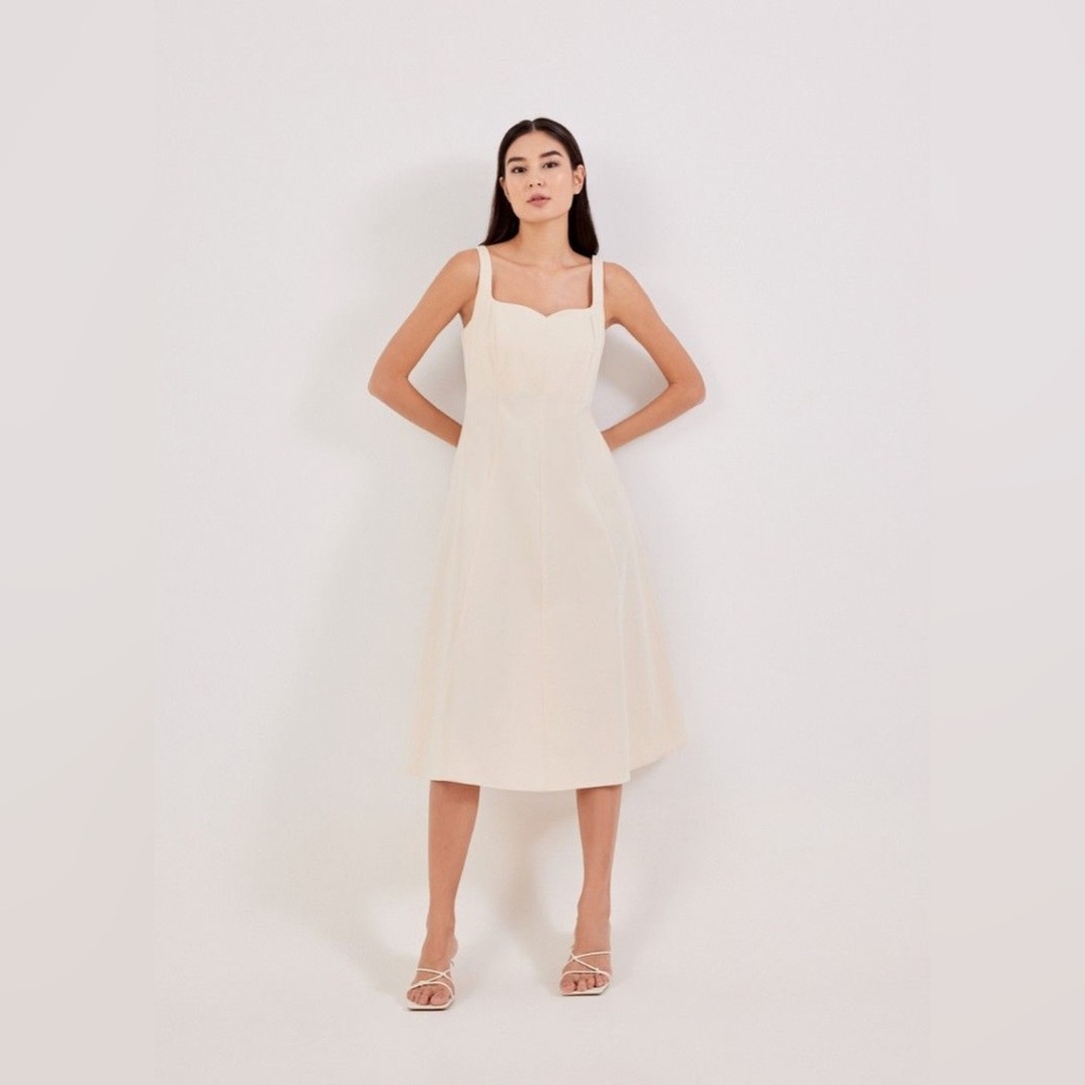 NWT Love, Bonito Jadyn Sweetheart Fit & Flare Dress